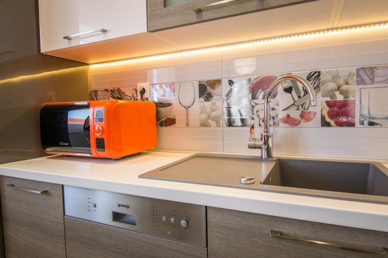 Ferienwohnung Apartman Petra Makarska Exterior foto