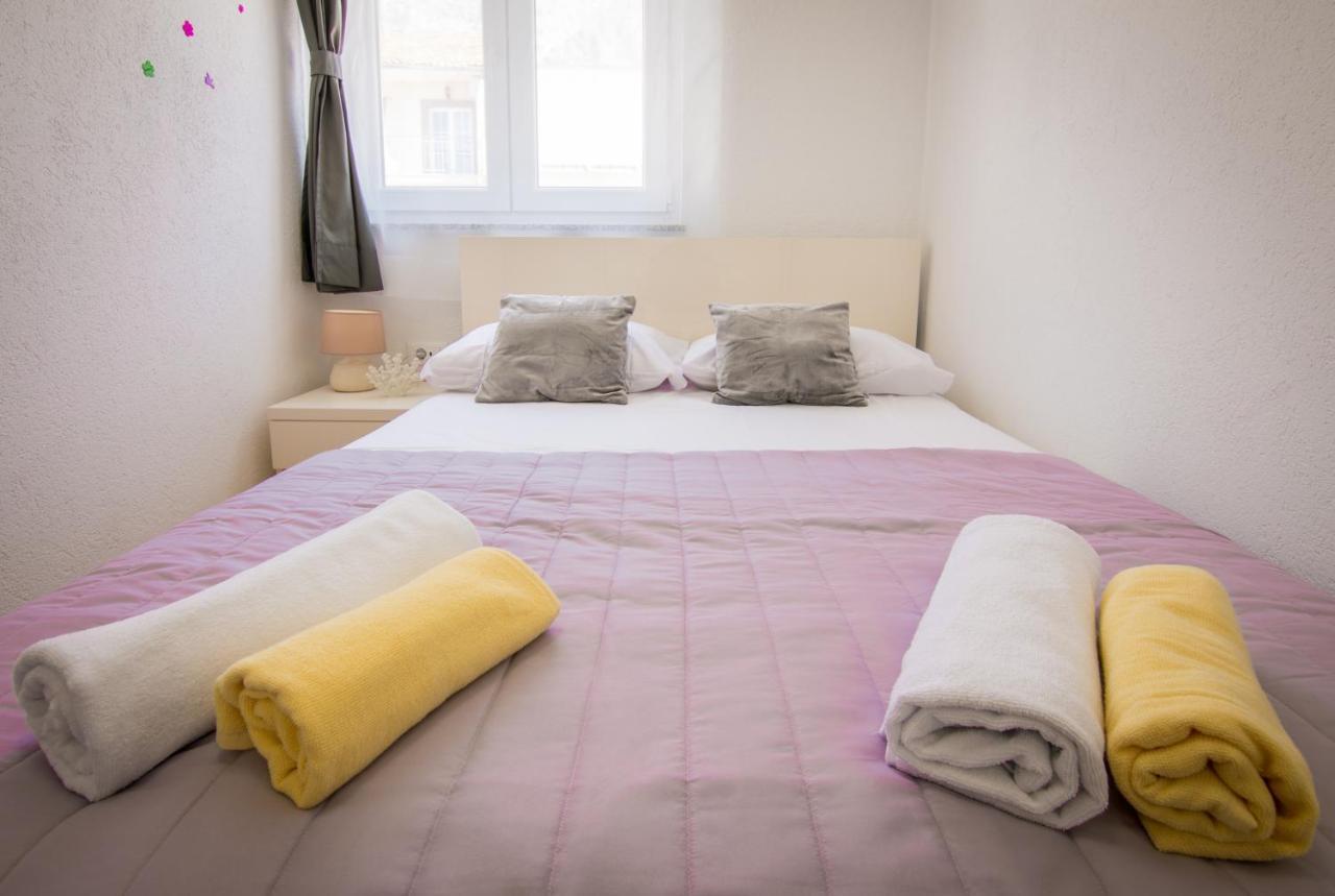 Ferienwohnung Apartman Petra Makarska Exterior foto