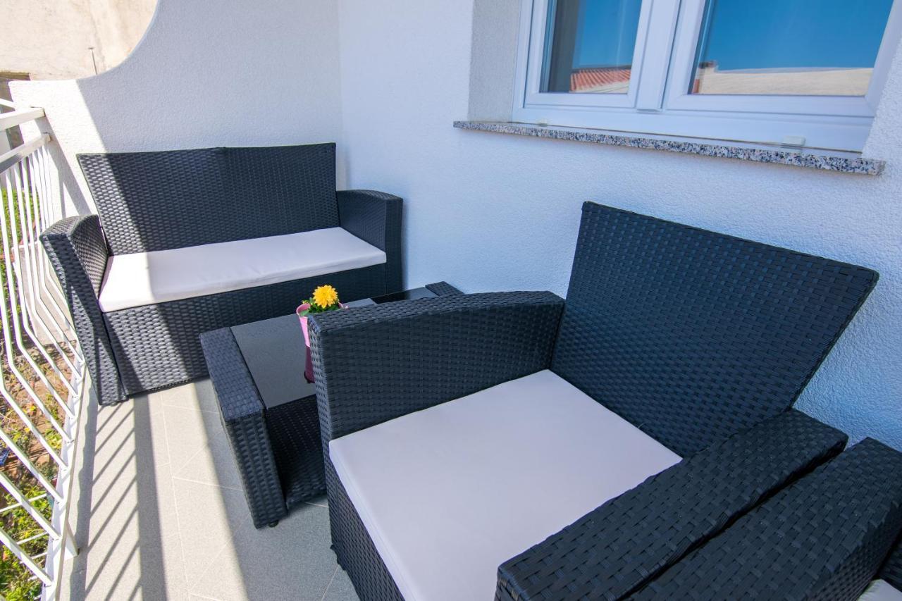 Ferienwohnung Apartman Petra Makarska Exterior foto
