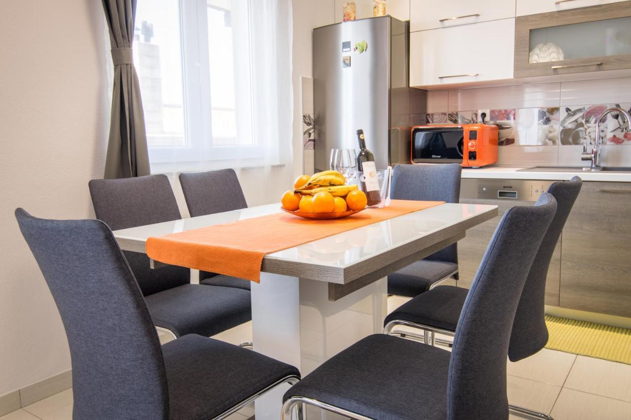 Apartman Petra Makarska Exterior foto