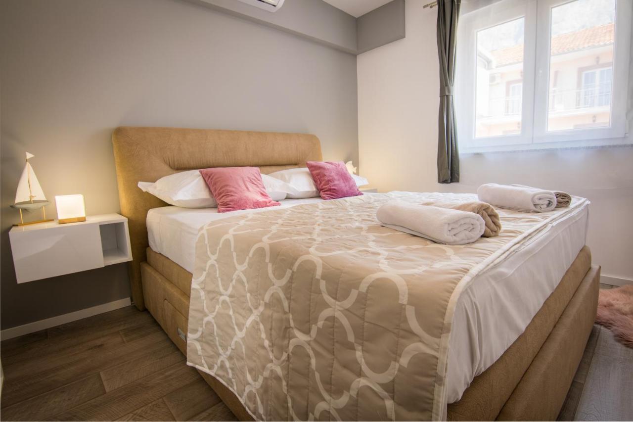 Ferienwohnung Apartman Petra Makarska Exterior foto